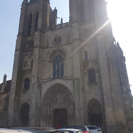 Le Senlipin, Centre Ville, Coeur De Senlis, Proche Parc Asterix Appartement